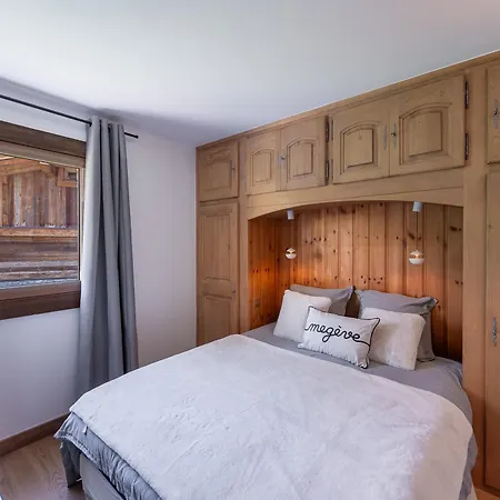 Appartement Renove Pres Des Remontees Mecaniques Et Du Centre, Avec Terrasse Et Parking Couvert - Fr-1-569-126