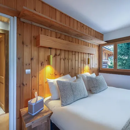 Renove A 150m Des Remontees, Terrasse Et Parking Couvert - Fr-1-569-126